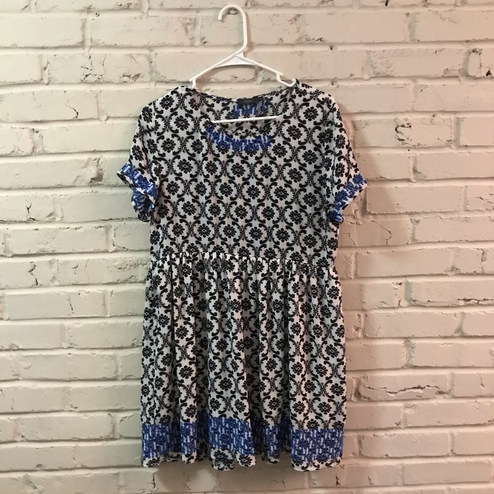 Dress with design